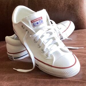Converse Women’s “Madison” Canvas Sneakers Sz 10.5 Excellent Condition!!!